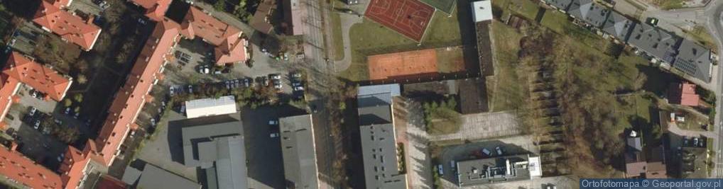 Zdjęcie satelitarne 10 Lutego ul.