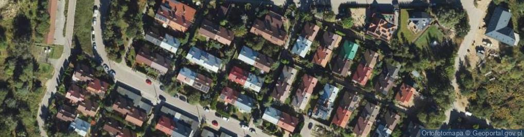 Zdjęcie satelitarne 11 Listopada ul.