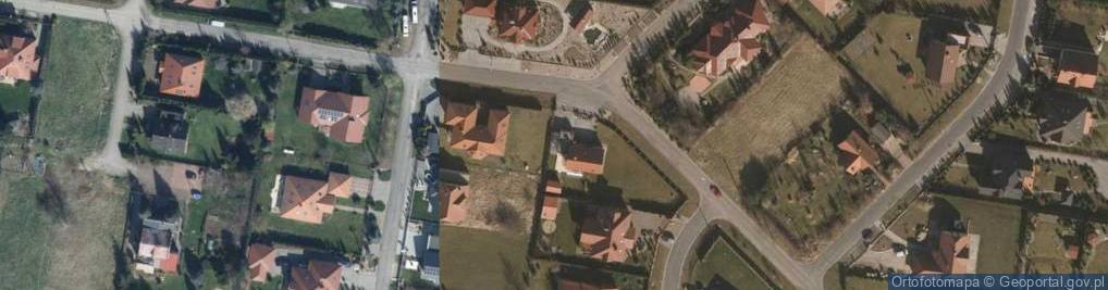 Zdjęcie satelitarne 11 Listopada ul.