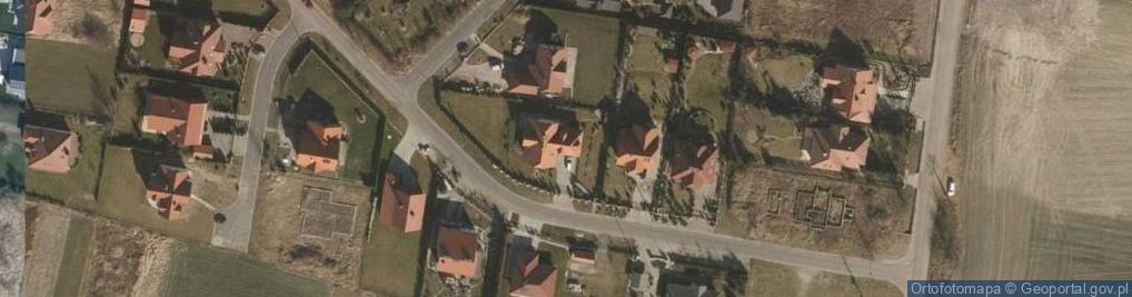 Zdjęcie satelitarne 11 Listopada ul.