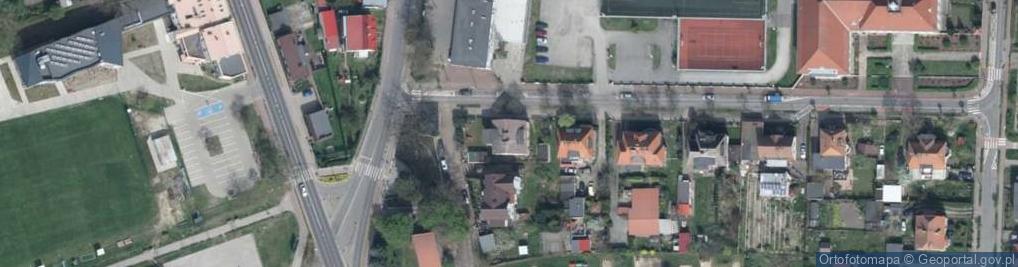Zdjęcie satelitarne 11 Listopada ul.