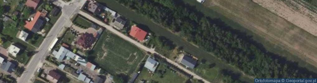 Zdjęcie satelitarne 11 Listopada ul.