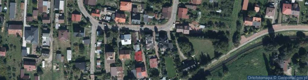 Zdjęcie satelitarne 11 Listopada ul.