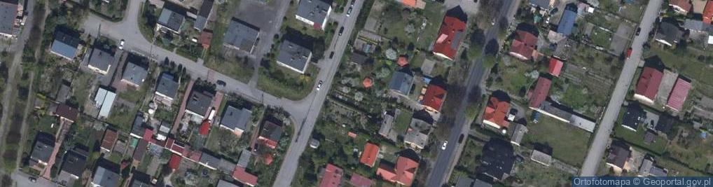 Zdjęcie satelitarne 11 Listopada ul.