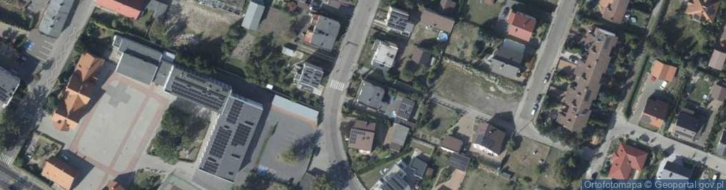 Zdjęcie satelitarne 11 Listopada ul.