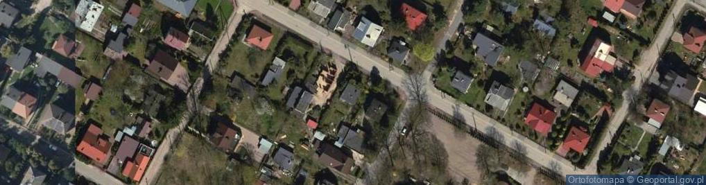 Zdjęcie satelitarne 11 Listopada ul.
