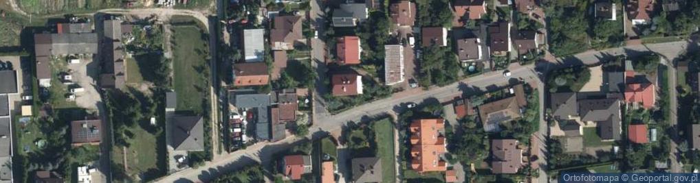 Zdjęcie satelitarne 19 Kwietnia ul.