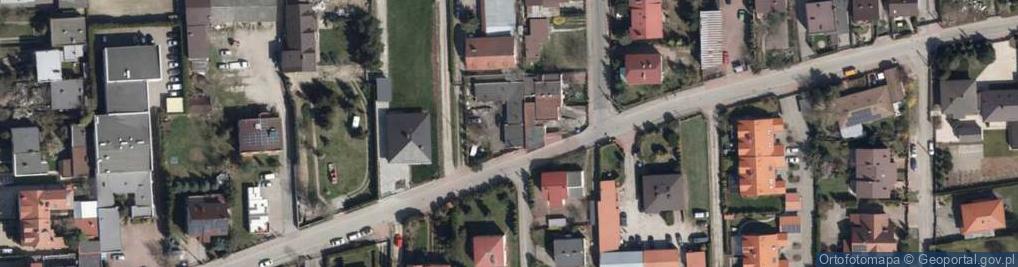Zdjęcie satelitarne 19 Kwietnia ul.