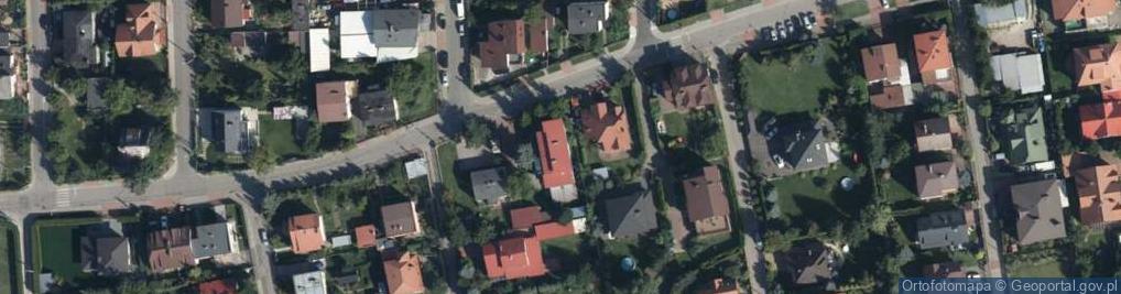 Zdjęcie satelitarne 19 Kwietnia ul.