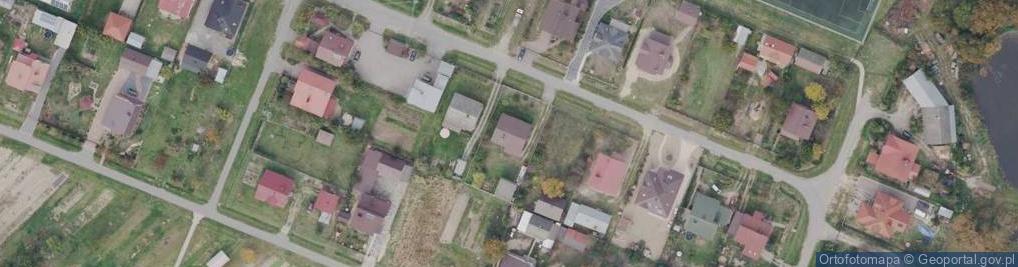 Zdjęcie satelitarne Adamówka ul.