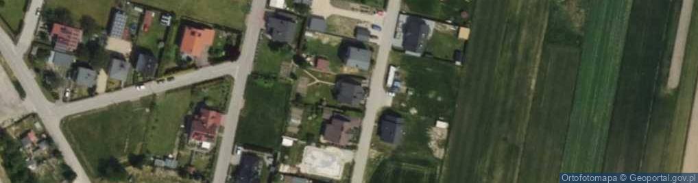 Zdjęcie satelitarne Adamka, ks. ul.