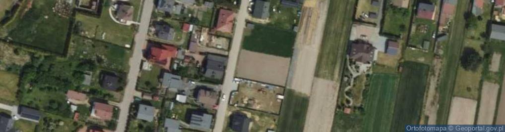 Zdjęcie satelitarne Adamka, ks. ul.