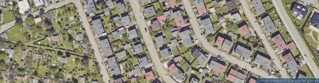 Zdjęcie satelitarne Adamieckiego Karola ul.