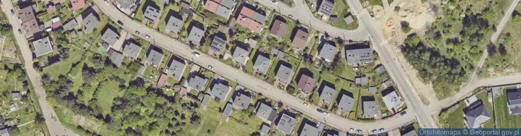 Zdjęcie satelitarne Adamieckiego Karola ul.