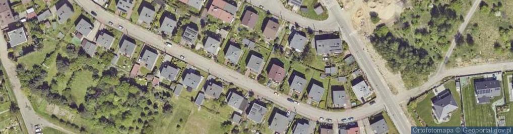 Zdjęcie satelitarne Adamieckiego Karola ul.