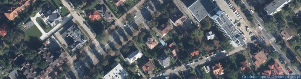 Zdjęcie satelitarne Aleja Partyzantów al.