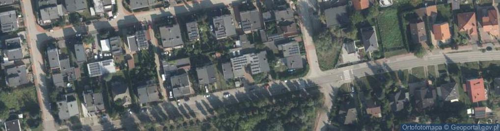 Zdjęcie satelitarne Armii Poznań ul.