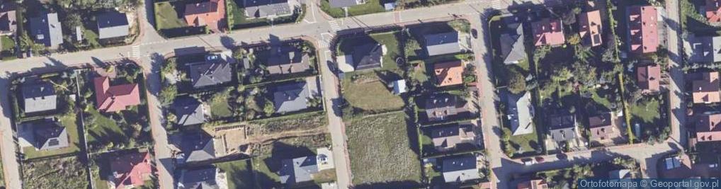 Zdjęcie satelitarne Asnyka Adama ul.