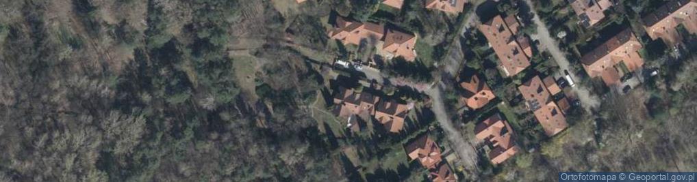 Zdjęcie satelitarne Asnyka Adama ul.