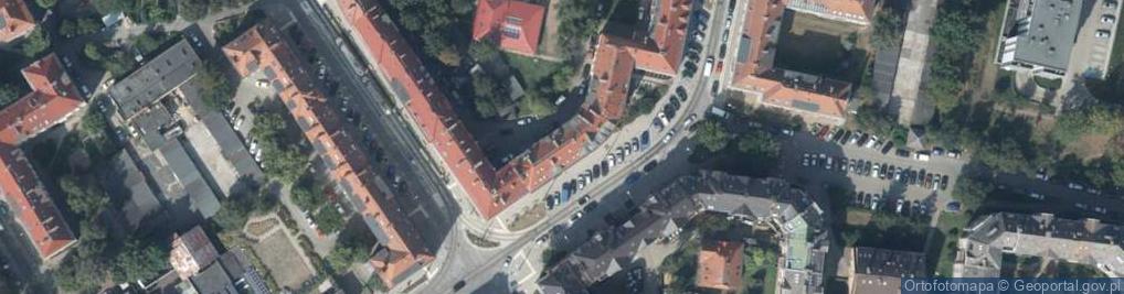 Zdjęcie satelitarne Asnyka Adama ul.