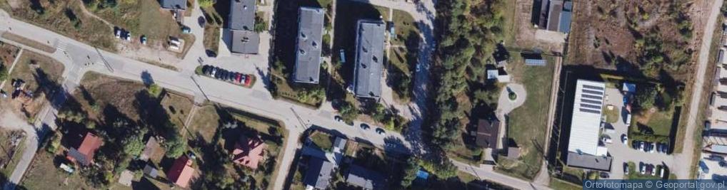 Zdjęcie satelitarne Bazowa ul.