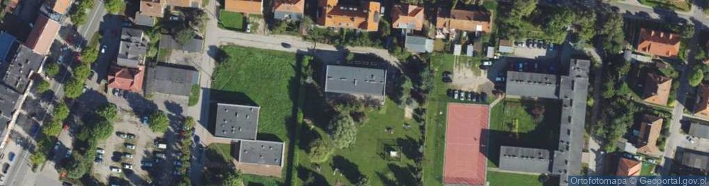 Zdjęcie satelitarne Bażyńskiego Jana ul.
