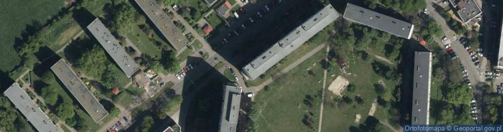 Zdjęcie satelitarne Bezpieczna ul.