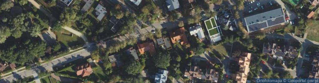 Zdjęcie satelitarne Biwakowa ul.