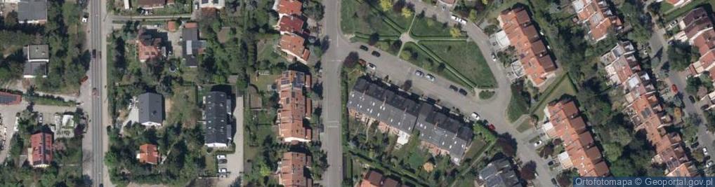 Zdjęcie satelitarne Biwakowa ul.