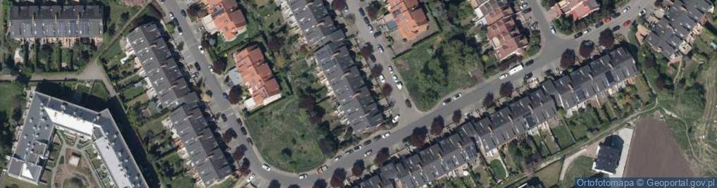 Zdjęcie satelitarne Biwakowa ul.
