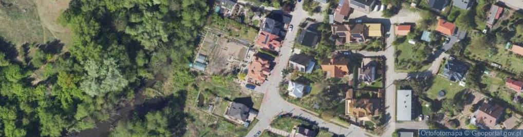 Zdjęcie satelitarne Brzoskwiniowa ul.