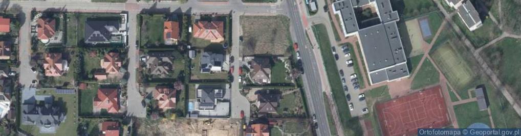 Zdjęcie satelitarne Brzoskwiniowa ul.