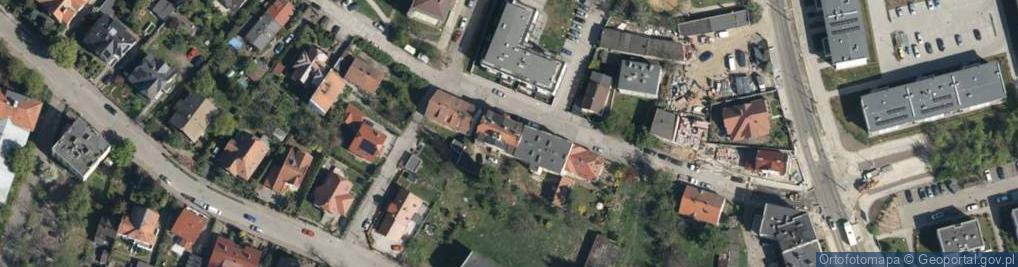 Zdjęcie satelitarne Brzezińska ul.