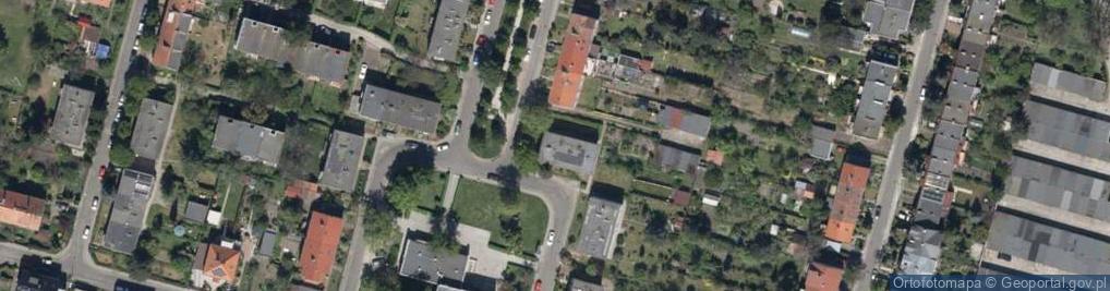 Zdjęcie satelitarne Bzowa ul.