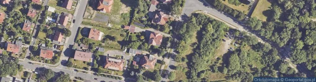 Zdjęcie satelitarne Cervi ul.