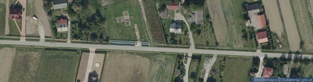 Zdjęcie satelitarne Chrząstów ul.