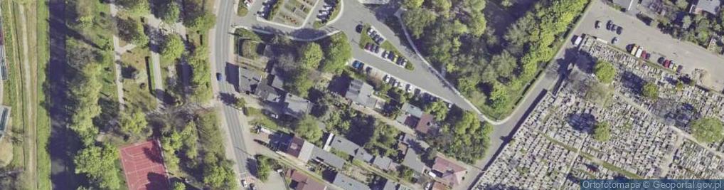 Zdjęcie satelitarne Cmentarna ul.