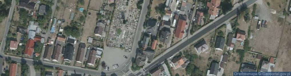 Zdjęcie satelitarne Cmentarna ul.