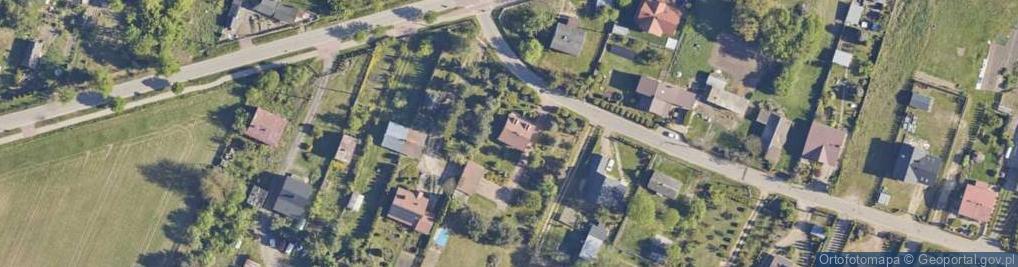 Zdjęcie satelitarne Cmentarna ul.