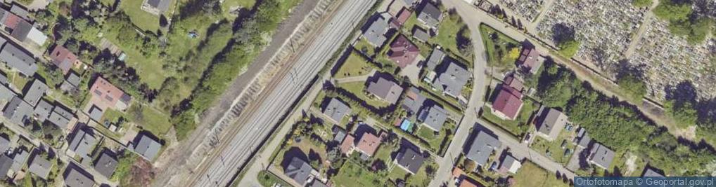 Zdjęcie satelitarne Cmentarna ul.