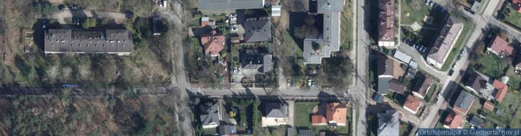 Zdjęcie satelitarne Cyrana E., dr. ul.