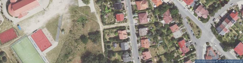 Zdjęcie satelitarne Czerwonych Maków ul.