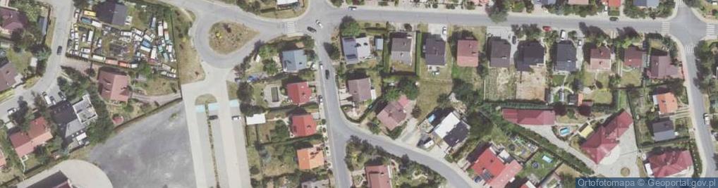 Zdjęcie satelitarne Czerwonych Maków ul.