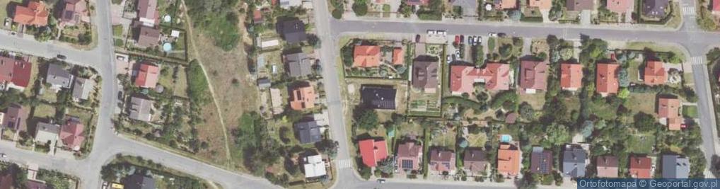Zdjęcie satelitarne Czerwonych Maków ul.