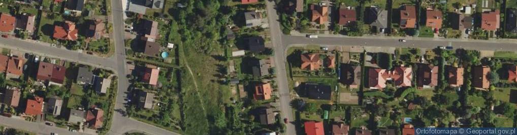 Zdjęcie satelitarne Czerwonych Maków ul.