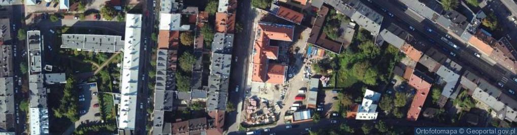 Zdjęcie satelitarne Czarnieckiego Stefana, hetm. ul.