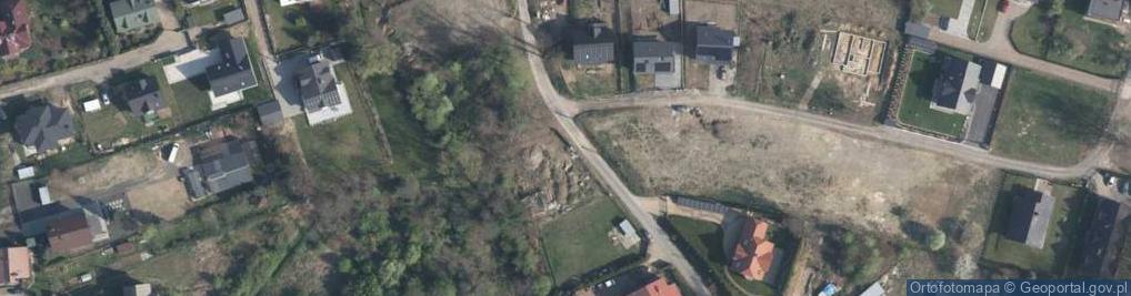 Zdjęcie satelitarne Czarnochowicka ul.