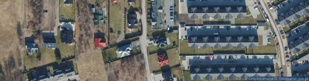 Zdjęcie satelitarne Czerwonych Beretów ul.
