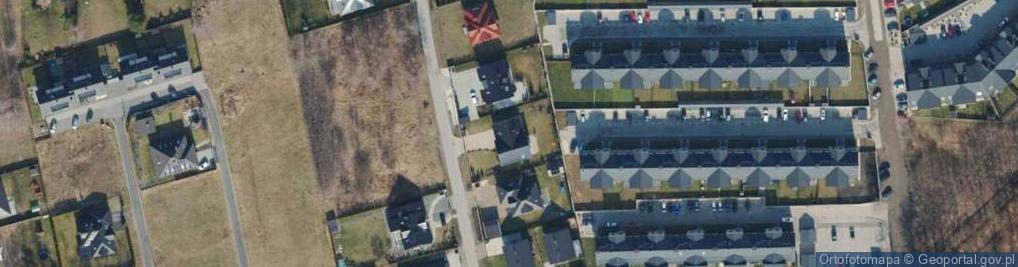 Zdjęcie satelitarne Czerwonych Beretów ul.