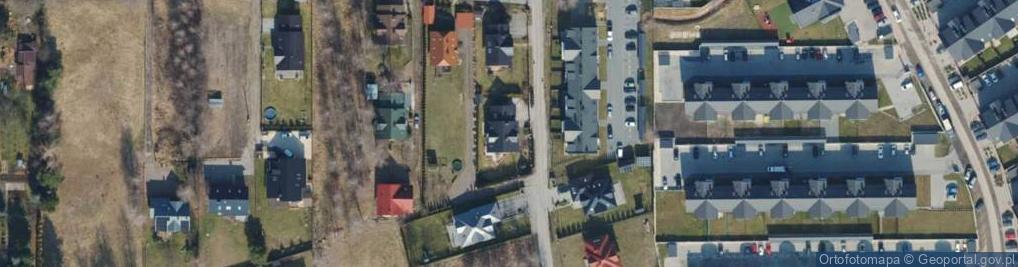 Zdjęcie satelitarne Czerwonych Beretów ul.